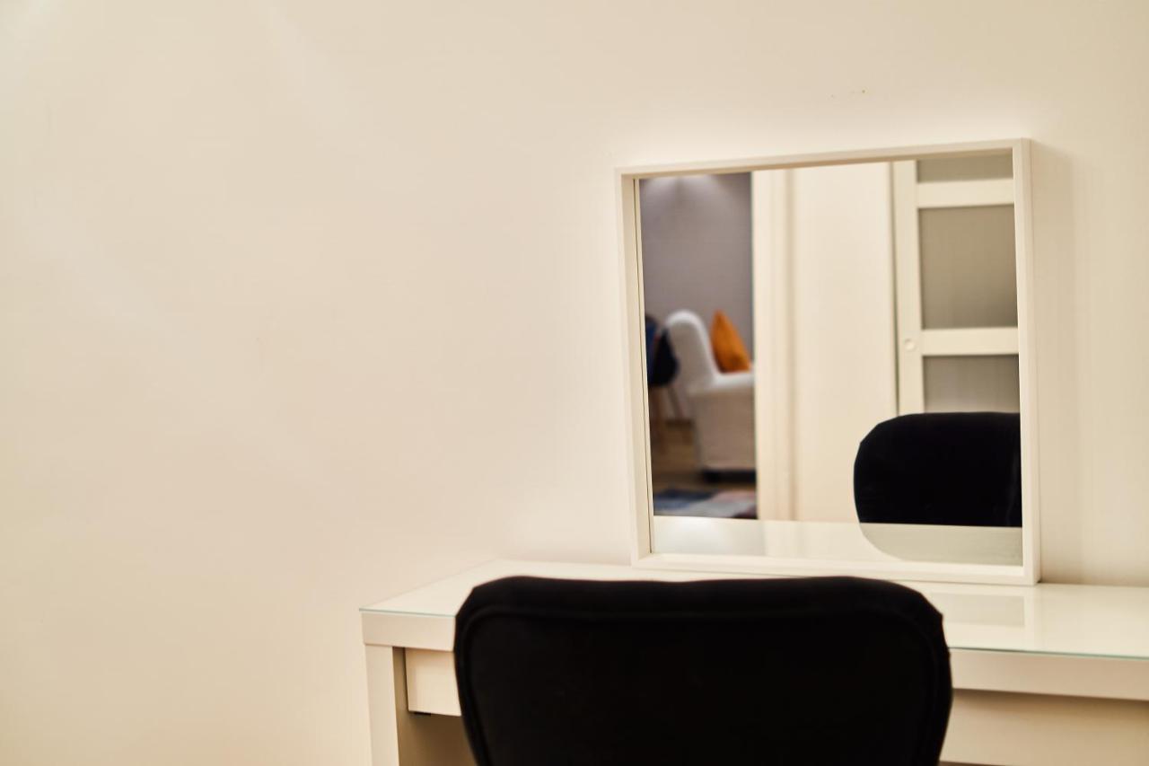 D20 Apartman | Boedapest Buitenkant foto