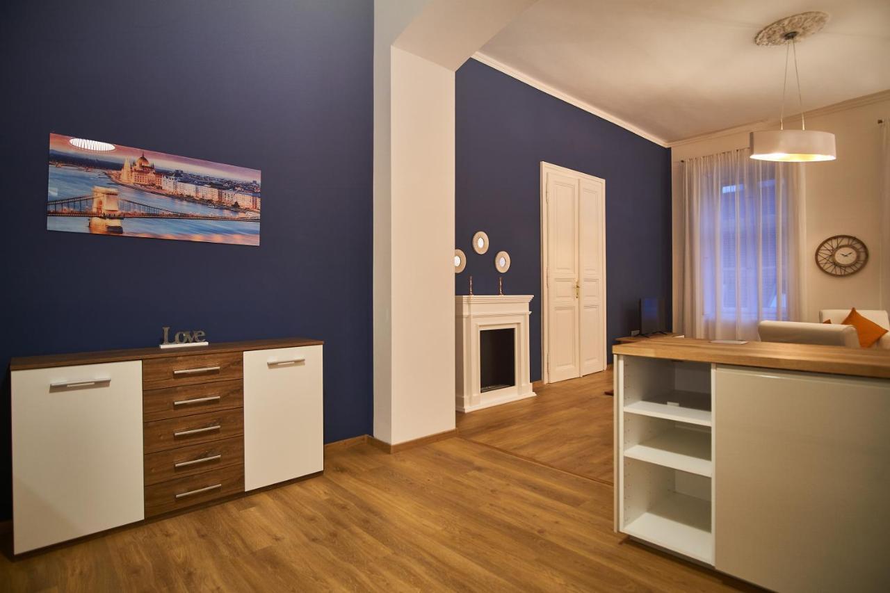 D20 Apartman | Boedapest Buitenkant foto