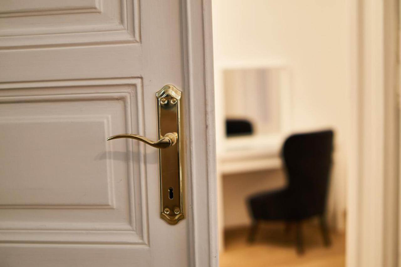 D20 Apartman | Boedapest Buitenkant foto