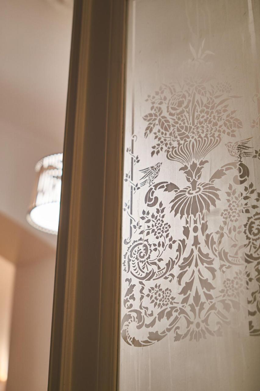 D20 Apartman | Boedapest Buitenkant foto
