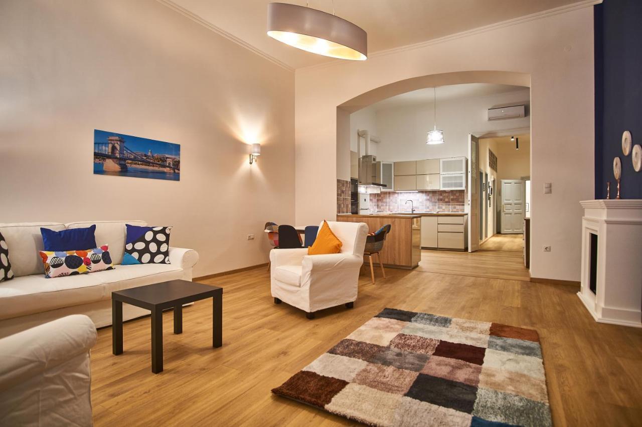 D20 Apartman | Boedapest Buitenkant foto